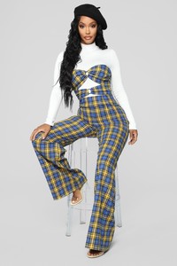 10-26-18_Studio_1_09-58-30_K8027_Yellowcombo_21872K8027_Yellowcombo_DM.jpg