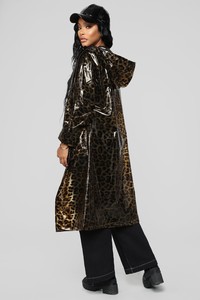 10-26-18_Studio_1_10-10-30_SK80300_Leopard_21917_JD.jpg