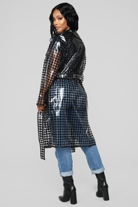 10-26-18_Studio_1_11-05-13_DJ50041_ClearBlack_22122_JD.jpg