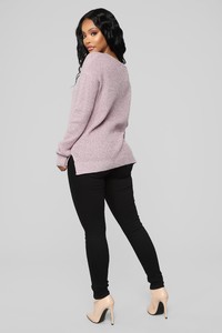 10-26-18_Studio_1_13-32-33_51597_Lavender_22377_DM.jpg