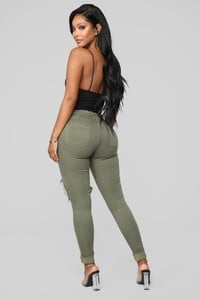 10-29-18_Studio_2_11-49-44_P803_Olive0430_JD.jpg