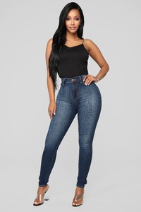 10-29-18_Studio_2_14-36-48_FN100_DarkDenim0422_DM.jpg