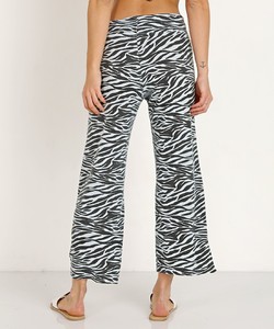 lna-clothing-brushed-zebra-wide-leg-sweat-pant 4.jpg