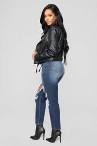 11-02-18_Studio_2_09-51-19_WV75981SDK_DarkDenim0490_JD.jpg