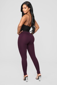 11-02-18_Studio_2_13-24-31_V18489_Plum0578_JD.jpg