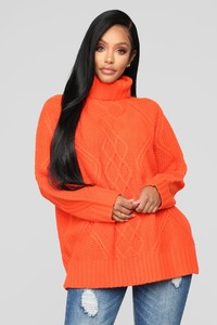 11-1-18_Studio_2_14-13-34_IT1268_Orange0455_DM.jpg