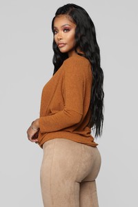11-12-18_Studio_1_10-08-38_T16540_Camel_0134_AG.jpg
