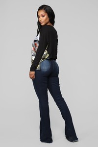 11-12-18_Studio_1_10-49-15_JT1213A_Black_0202_AG.jpg