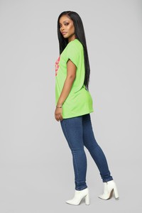 11-13-13_Studio_1__15-26-21_QT1559_NeonGreen_0104_AJ_DM.jpg