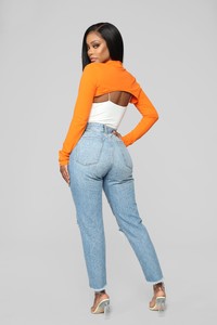 11-13-18_Studio_1_14-22-27_QT1504A_Orange__0165_JD.jpg
