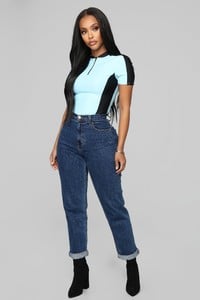 11-15-18_Studio_2_16-11-13_T2748CM_BlueCombo_14343_CC_NT.jpg