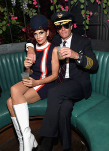 11319337_web1_Cindy-Crawford-and-Rande-Gerber-attend-Casamigos-Halloween-party-at-CATCH-Las-Vegas-at-ARIA-Resort-Casino-Photo-by-Kevin-MazurGetty-Images-for-C.jpg