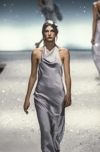 1148805983_Blumarine1998WomenRTW37.thumb.jpg.d841a4b574ce837e9eed3dd3999fee62.jpg