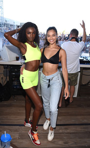 Leomie+Anderson+HQ2+Beachclub+Opening+Kaskade+l3pTKzXsvSCx.jpg