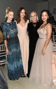 Jorja+Smith+Guggenheim+International+Gala+3SxC3b-H4iBx.jpg