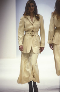 1254344165_JilSander1992WomenRTW99.thumb.jpg.37fdfb29d1942b2d4fb62885f6052aa9.jpg