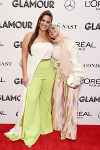 Ashley+Graham+2018+Glamour+Women+Year+Awards+QA6vWWv20GDx.jpg