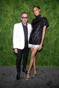 Cindy+Bruna+CFDA+Vogue+Fashion+Fund+15th+Anniversary+py9_ZePx92Vx.jpg