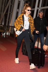         gig131118BZNimage119.jpg
