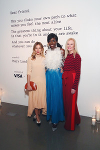 Sienna+Miller+Visa+x+IMG+Fashion+Holiday+Dinner+0ShZQ43X9lWx.jpg