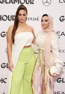 Ashley+Graham+2018+Glamour+Women+Year+Awards+Biy3BgZhXbVx.jpg