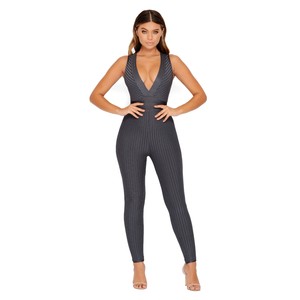 1352_grey_edit6-web.jpg
