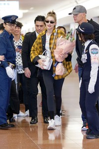         gig131118BZNimage110.jpg