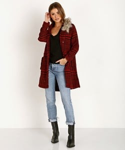 bb-dakota-play-it-cool-houndstooth-jacket-cherry-red 1.jpg