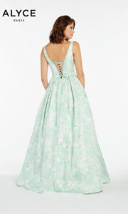1434_Mint_2__90744.1541354426.jpg