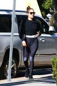        lop181118BZNimage117.jpg