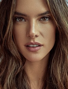 148471392_AlessandraAmbrosio-Numero053Russia-AwakenLovebyElioNogueira-1025549-orig.thumb.jpg.9c6f3b564b8b5152f48c3ce8bbf10039.jpg