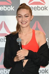          gig141118BZNimage107.jpg