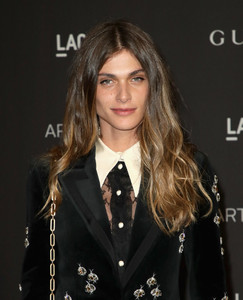 Elisa+Sednaoui+2018+LACMA+Art+Film+Gala+Arrivals+i4KAVML24Ufx.jpg
