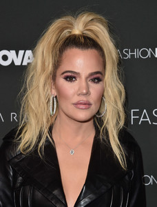 Khloe+Kardashian+Fashion+Nova+x+Cardi+B+Collaboration+Xxr1DZClBogx.jpg