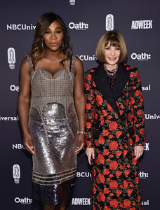 Anna+Wintour+2018+Brand+Genius+Awards+SaTiM3LC8z_x.jpg