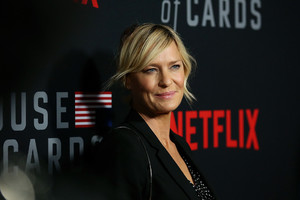 Robin+Wright+Los+Angeles+Premiere+Screening+IuzZmfERGbex.jpg