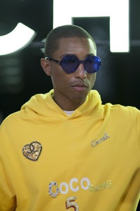 Pharrell+Williams+Chanel+Cruise+2018+19+Replica+gRiWwsS9zEXx.jpg