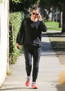Jennifer+Garner+out+and+about+h-GONk7RTUvx.jpg