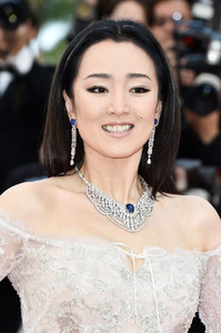 Gong+Li+Cafe+Society+Opening+Gala+Red+Carpet+OGTBjm7z4Hqx.jpg
