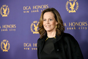 Sigourney+Weaver+2018+DGA+Honors+Arrivals+N3GQdwRjeXrx.jpg