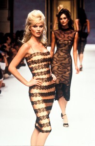 192428364_HerveLeger1996WomenRTW4.thumb.jpg.ece28803fed9a09bbc222d7a355ac2e2.jpg