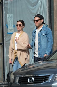        lea181118BZNimage126.jpg