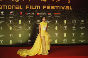 Li+Bingbing+Transformers+Shanghai+Premiere+_6PjpterRNlx.jpg