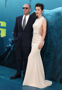 Li+Bingbing+Warner+Bros+Pictures+Gravity+Pictures+MTTv4mtXYjMx.jpg