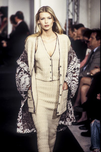 1985796001_Missoni1993WomenRTW43.thumb.jpg.3498ea92d95a9574c3ea2aceedd6cc62.jpg