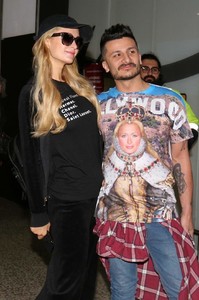        hil231118BZNimage10.jpg