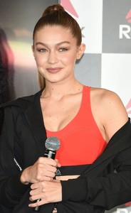          gig141118BZNimage109.jpg