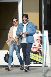        lea181118BZNimage110.jpg