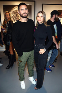 Sofia+Richie+Grand+Opening+Maddox+Gallery+xHX9GQxK7gJx.jpg