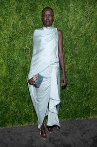 Grace+Bol+CFDA+Vogue+Fashion+Fund+15th+Anniversary+QPYQtA7AEgrx.jpg